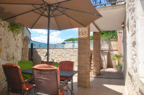 Geräumige Duplexwohnung Mit Terrasse Und Pool